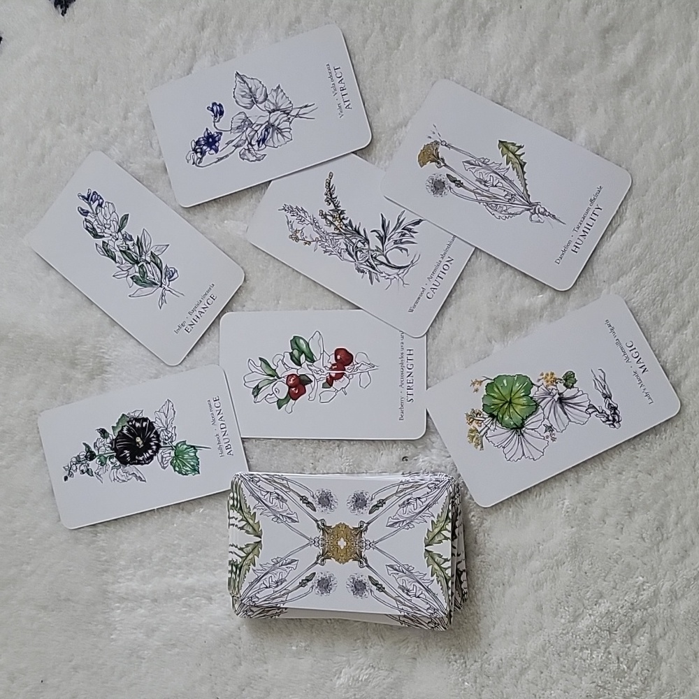 Hedgewitch Botanical Oracle - Picture 4 of 10